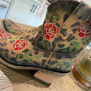 Floral embroidered genuine leather boots